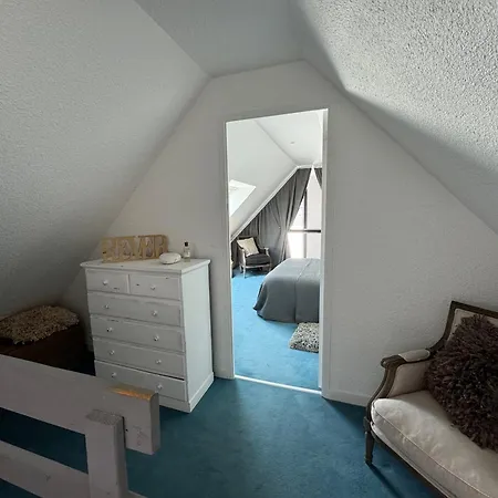 Pavillon De La 3*